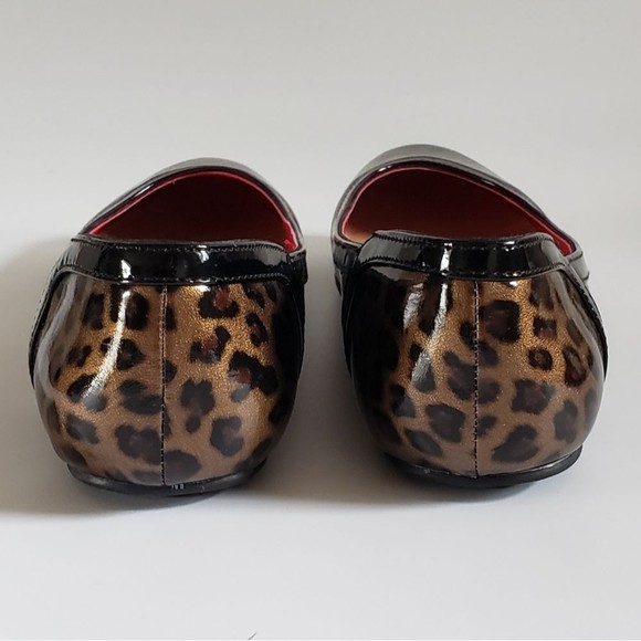 Nine and Co Women's Animal Print Slip On Shoe Size 10 M - Picture 7 of 9